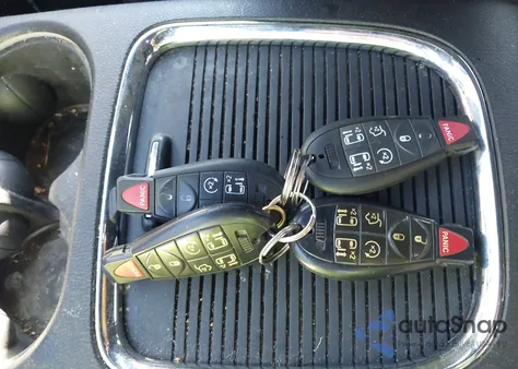 2014 Dodge Grand Caravan R/T z USA, uszkodzony, nr VIN 2C4RDGEG7ER190077